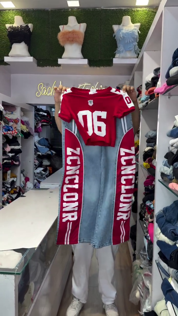 Trendy Women’s Red & Denim Number Graphic Crop Top with Contrast Side-Panel Wide-Leg Jeans Co-Ord Set 👖✨