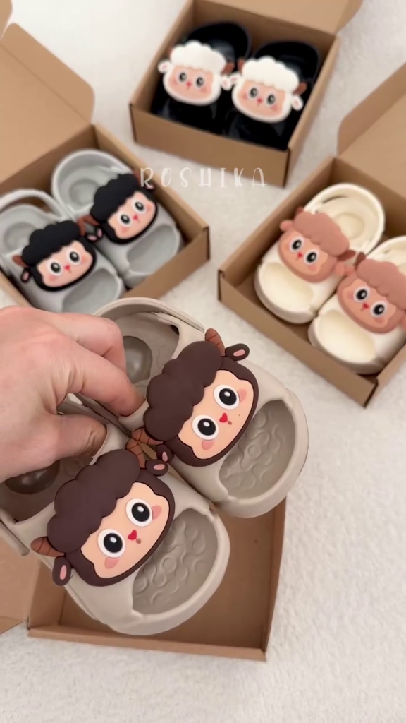 Cute Kids’ Black Cartoon Character Open-Back Comfort Slippers with Soft Sculpted Character Face, Lightweight Sole, Easy Slip-On Design & Adorable Everyday Indoor-Outdoor Footwear 🖤🐑✨