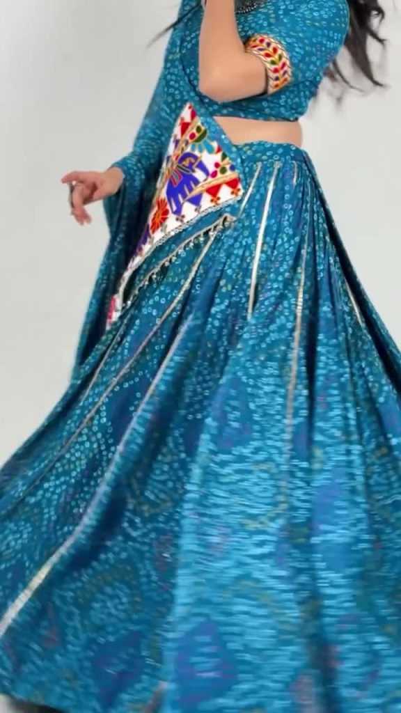 Chaniya Choli – Teal Bandhani with Elephant Work Dupatta